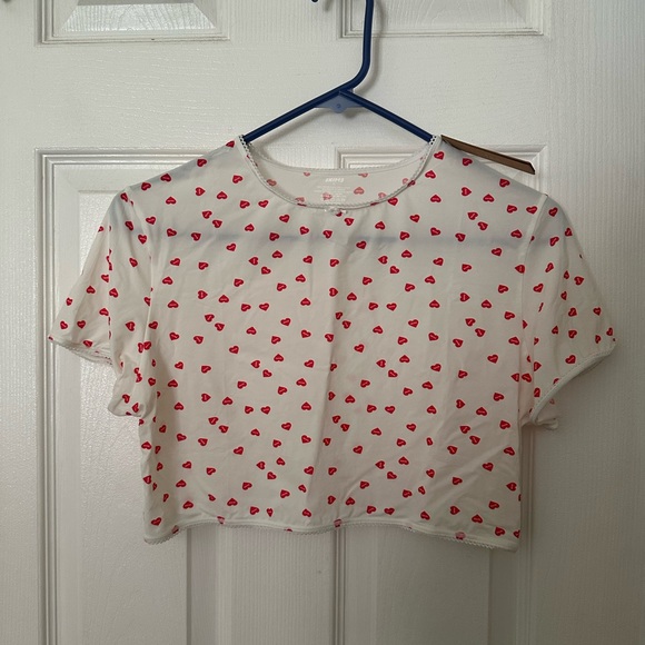 SKIMS Valentine’s Day crop tshirt - Picture 4 of 7